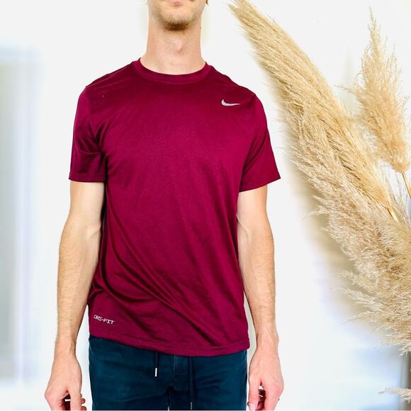 NIKE The Nike Tee Maroon Burgundy Dri Fit Short Sleeve Tee Shirt Gym Workout L - Picture 1 of 10